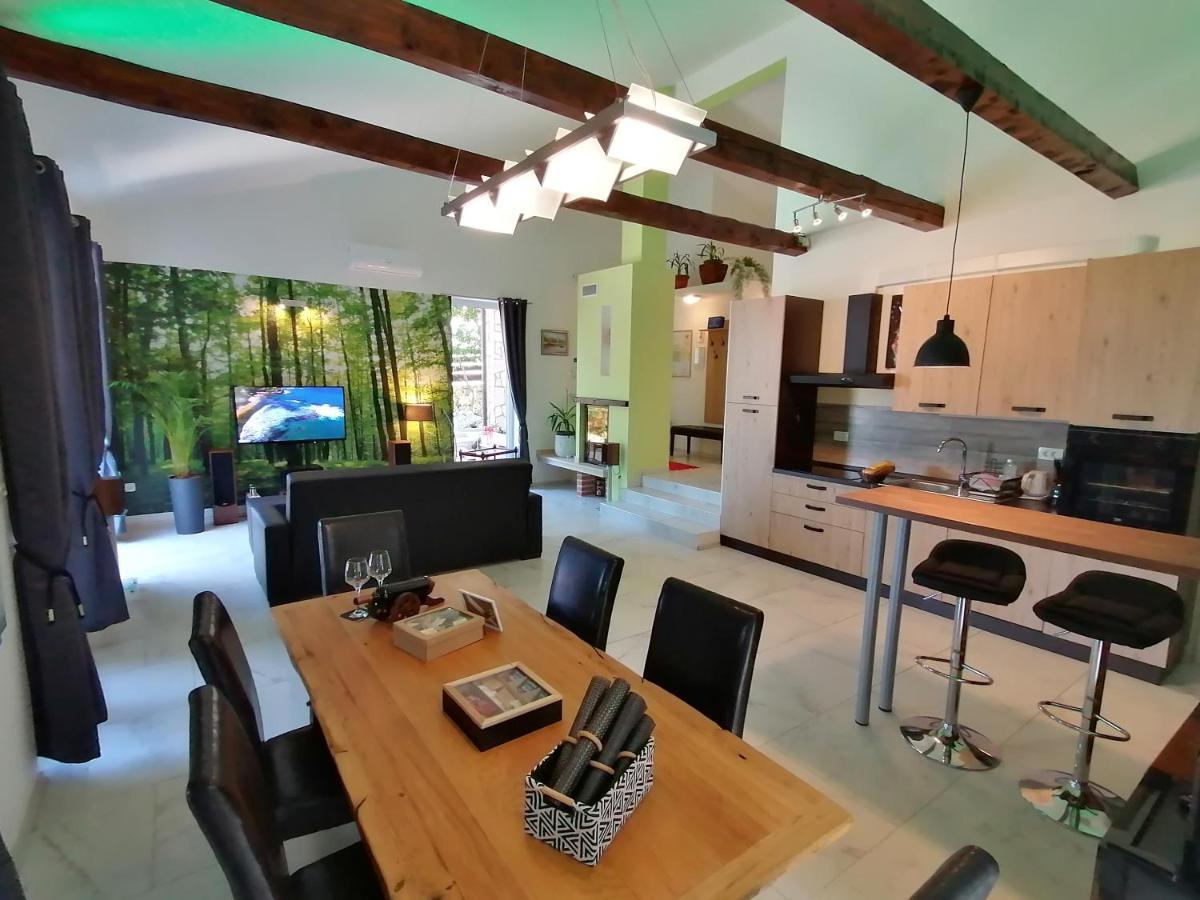 The Forest House Krk 2 Kras Exterior foto